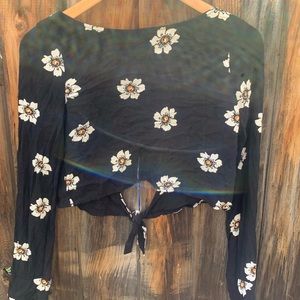 Kendall And Kylie Crop top